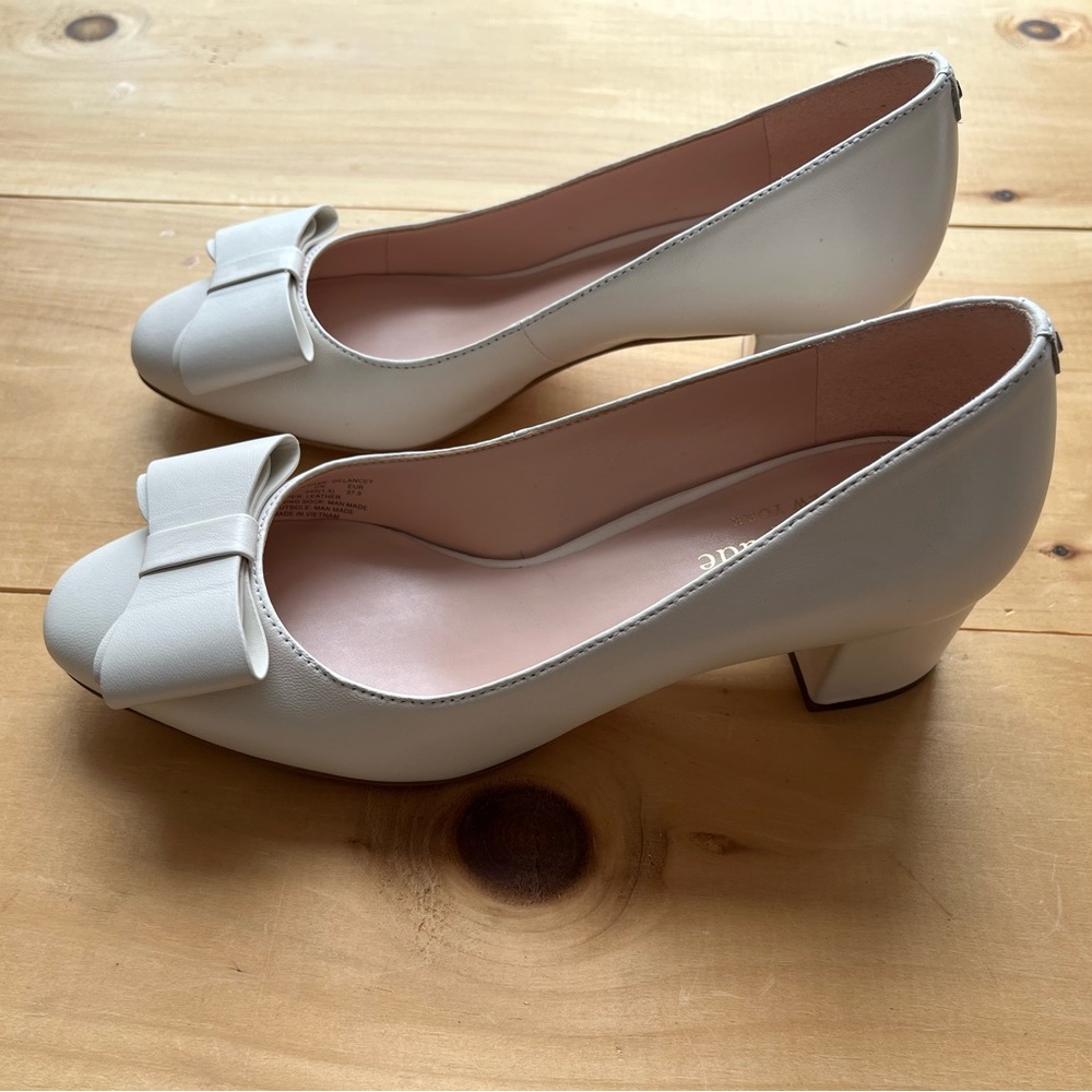 Kate Spade Delancey Ivory block bow heels